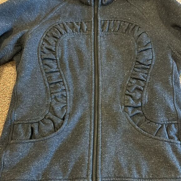 Lululemon Women’s Grey Glitter Cuddle Up Jacket/Sweatshirt Zip-up, Size 8 - Picture 2 of 8